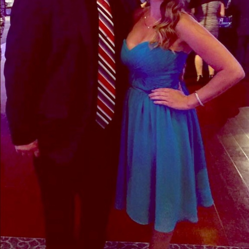 Short formal strapless dress